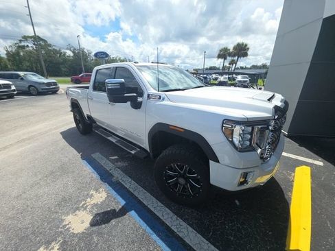Used 2020 GMC Sierra 2500 Denali w/ Denali Ultimate Package AWD/4WD image 1