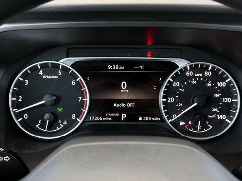 Used 2025 Nissan Rogue S FWD image 29
