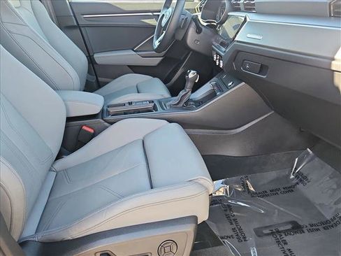 Certified 2025 Audi Q3 2.0T Premium w/ Convenience Package image 20