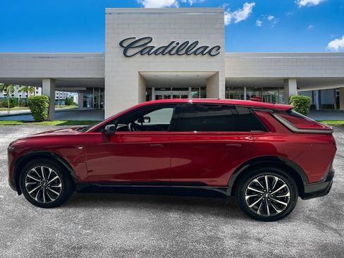Certified 2025 Cadillac Lyriq Sport AWD/4WD image 10