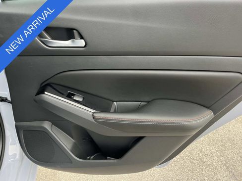 Used 2023 Nissan Altima 2.0 SR image 21