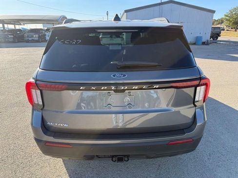 New 2026 Ford Explorer Active image 7