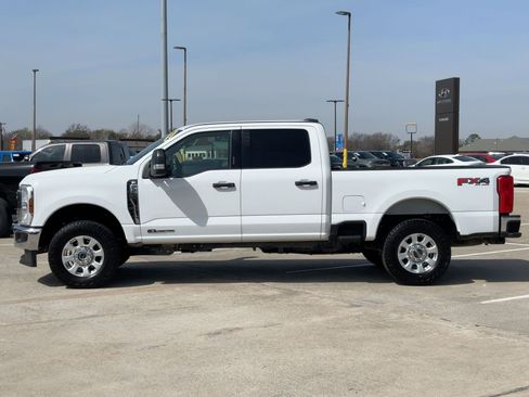 Used 2024 Ford F250 XLT w/ FX4 Off-Road Package image 2