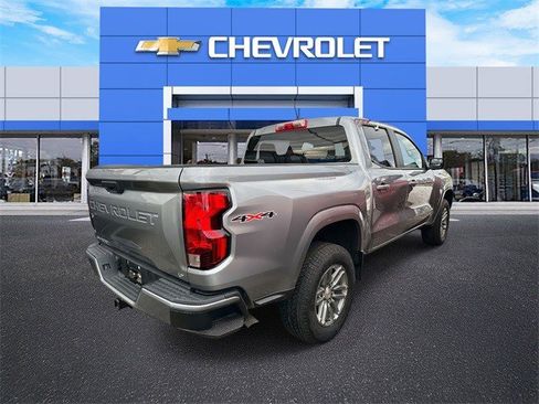 Certified 2024 Chevrolet Colorado LT image 2