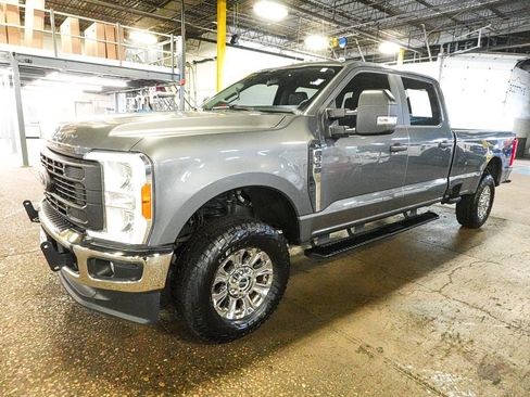 Used 2023 Ford F350 XL w/ FX4 Off-Road Package image 3
