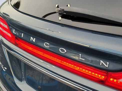 Used 2019 Lincoln MKC Premiere FWD image 5