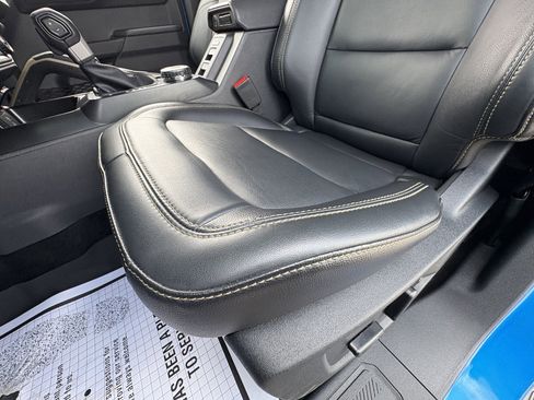 Used 2025 Ford Bronco Badlands image 32