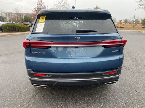 Used 2025 Buick Enclave Preferred image 6