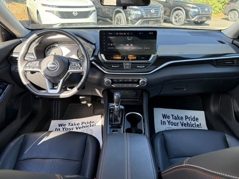 Certified 2023 Nissan Altima 2.5 SR w/ SR Premium Package image 5