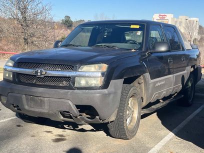 Used 2004 Chevrolet Avalanche 2WD w/ Preferred Equipment Group