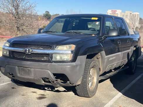 Used 2004 Chevrolet Avalanche 2WD w/ Preferred Equipment Group image 1