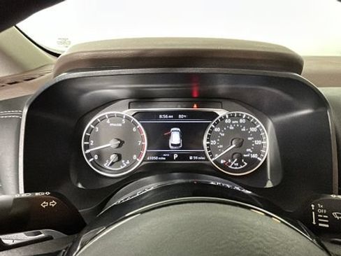 Used 2023 Nissan Rogue SV AWD/4WD image 17