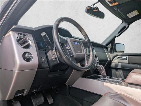 Used 2017 Ford Expedition EL King Ranch image 10