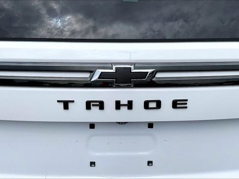 Used 2022 Chevrolet Tahoe Z71 w/ Luxury Package AWD/4WD image 26