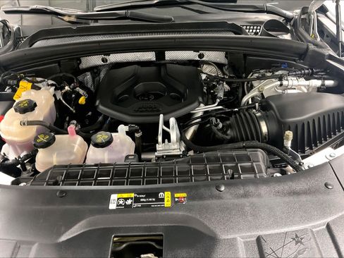 Used 2023 Jeep Grand Cherokee Trailhawk w/ Advanced Protech Group II image 29