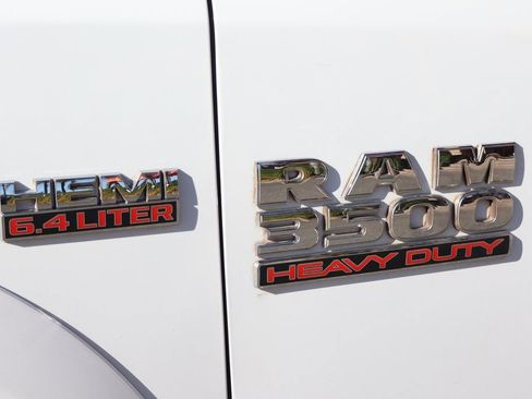 Used 2015 RAM 3500 Tradesman w/ Power & Remote Entry Group RWD image 38