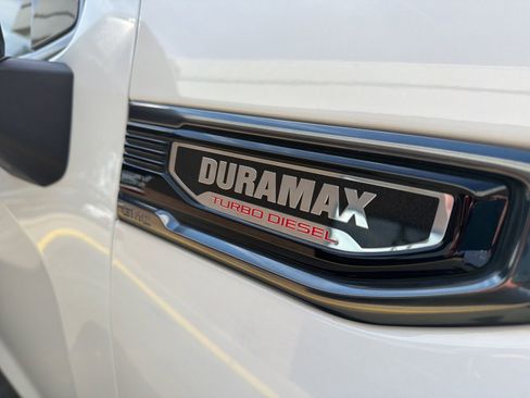 Certified 2023 GMC Sierra 1500 AT4 w/ AT4 Premium Package image 5