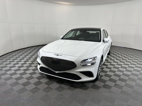 Used 2022 Genesis G70 2.0T w/ Prestige Package image 2