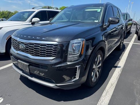Used 2020 Kia Telluride S w/ S 8 Passenger Seating Package AWD/4WD image 3