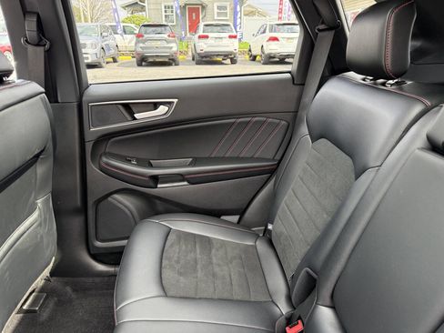Used 2023 Ford Edge ST-Line w/ Cargo Accessory Package image 22