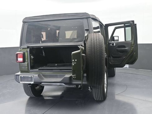 Used 2022 Jeep Wrangler Unlimited Sport AWD/4WD image 68