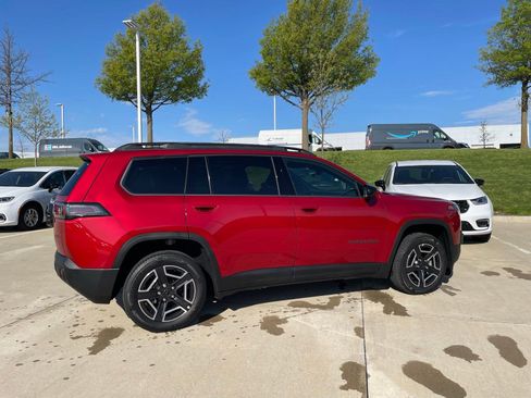 New 2026 Jeep Cherokee Laredo AWD/4WD image 6
