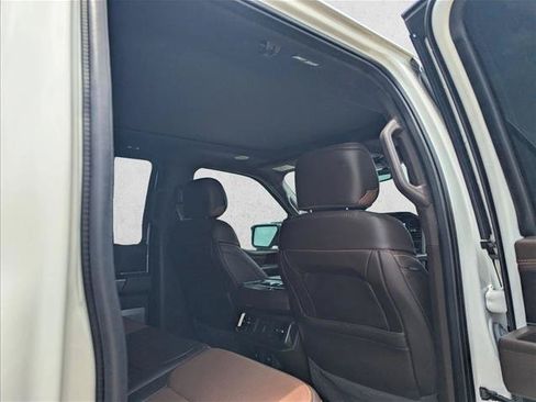 Used 2022 Ford F150 King Ranch w/ Equipment Group 601A High AWD/4WD image 14
