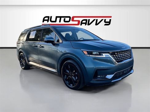 Used 2024 Kia Carnival SX image 1