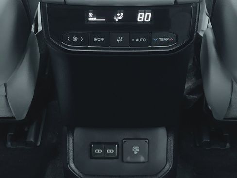 Used 2023 Toyota Highlander Limited image 23