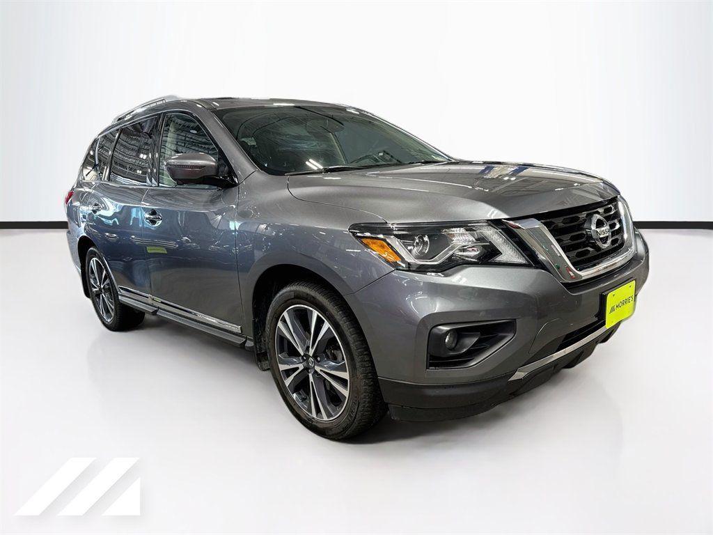 Used 2019 Nissan Pathfinder Platinum AWD/4WD image 3