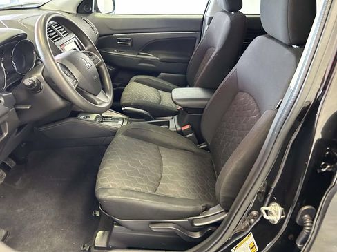 Used 2024 Mitsubishi Outlander Sport AWD image 14