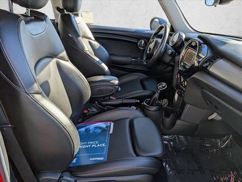 Used 2015 MINI Cooper 2-Door Hardtop image 21