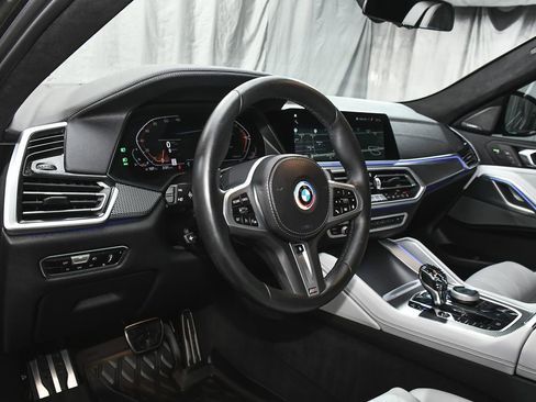 Used 2023 BMW X6 xDrive40i w/ Executive Package AWD/4WD image 20