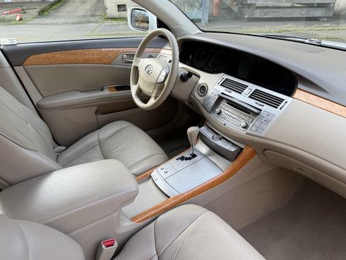 Used 2005 Toyota Avalon XLS image 56