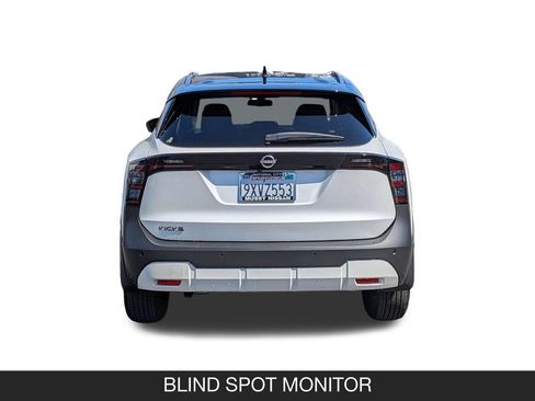 Used 2026 Nissan Kicks SV FWD image 9
