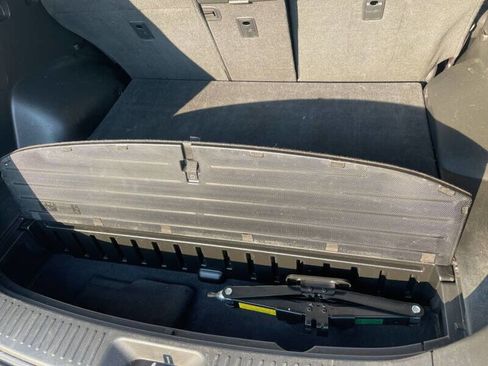 Used 2015 Kia Sorento LX image 16