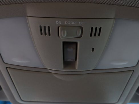 Used 2015 INFINITI Q60 Sport Limited image 29