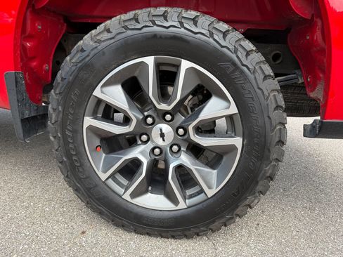 Used 2022 Chevrolet Silverado 1500 RST AWD/4WD image 8