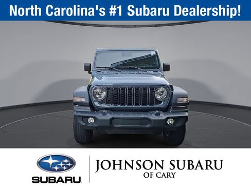 Used 2024 Jeep Wrangler Unlimited Sport AWD/4WD image 8