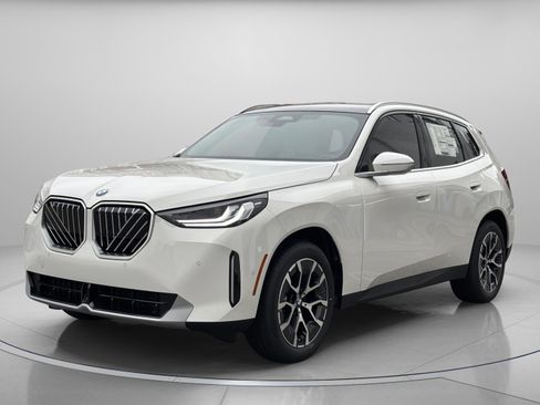 Used 2026 BMW X3 xDrive30 w/ Convenience Package image 2