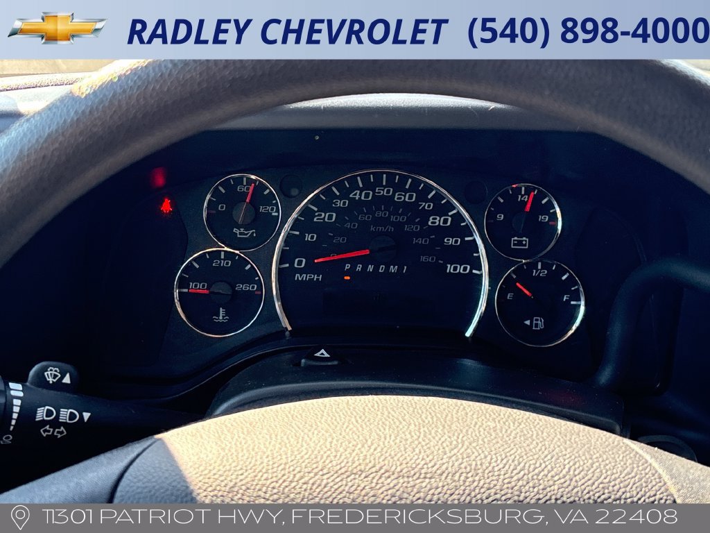 Used 2025 GMC Savana 2500 w/ Driver Convenience Package RWD image 7