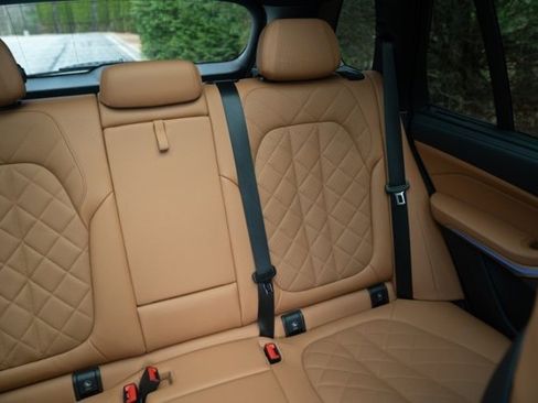 Used 2023 BMW X5 sDrive40i w/ Executive Package image 51