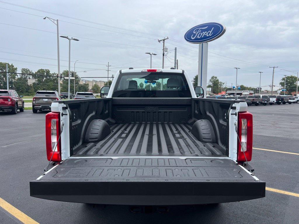 New 2027 Ford F350 XL w/ FX4 Off-Road Package AWD/4WD image 5