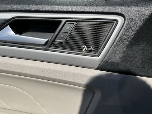 Used 2023 Volkswagen Atlas SEL Premium image 18