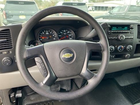 Used 2013 Chevrolet Silverado 1500 W/T image 15