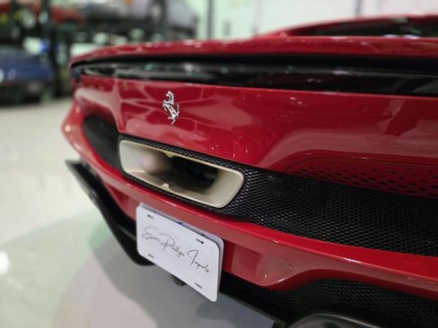 Used 2024 Ferrari 296 GTB RWD image 39