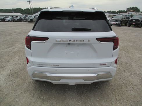 New 2026 GMC Terrain Denali AWD/4WD image 5