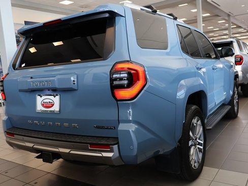 Used 2026 Toyota 4Runner 4WD image 3