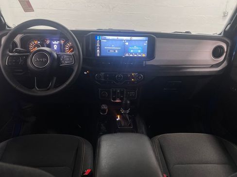 Used 2024 Jeep Wrangler Sport S image 12
