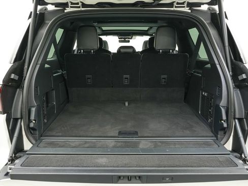 Used 2025 Lincoln Navigator L Reserve w/ Jet Appearance Package image 37